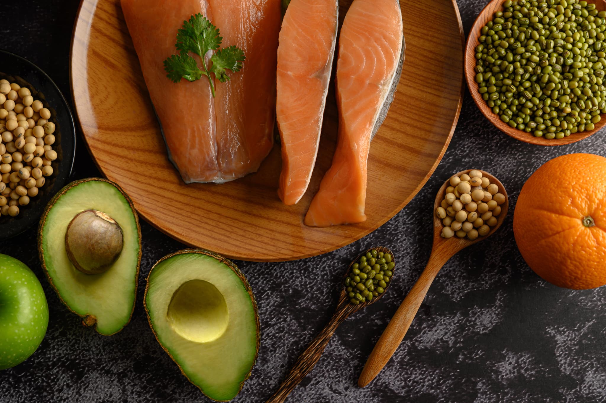 bonnes graisses avocats oleagineux saumon